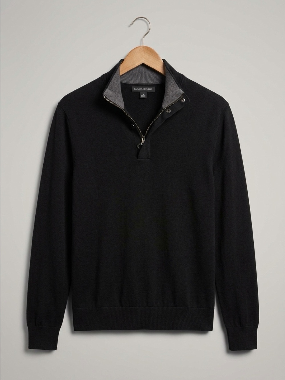 Banana Republic Men’s Black Zip-Neck Sweater with Contrast Collar